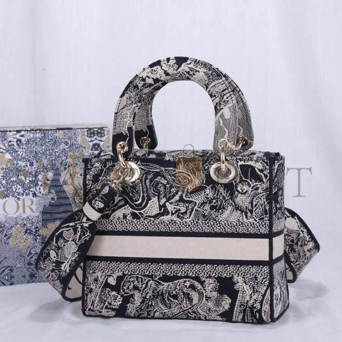 DIOR MEDIUM LADY D-LITE BAG M0565OTDT_M808 (24cm*20cm*11cm)